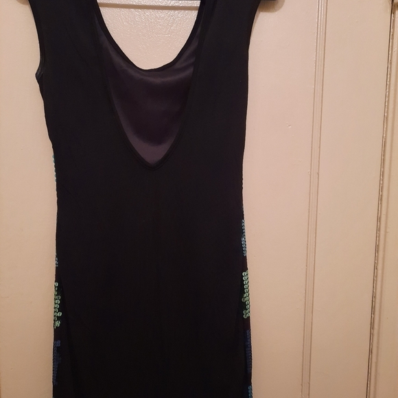 Women's size small dress. - Picture 2 of 2